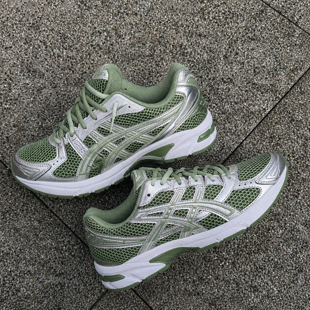 ASICS Gel-1130 Swamp Green Silver