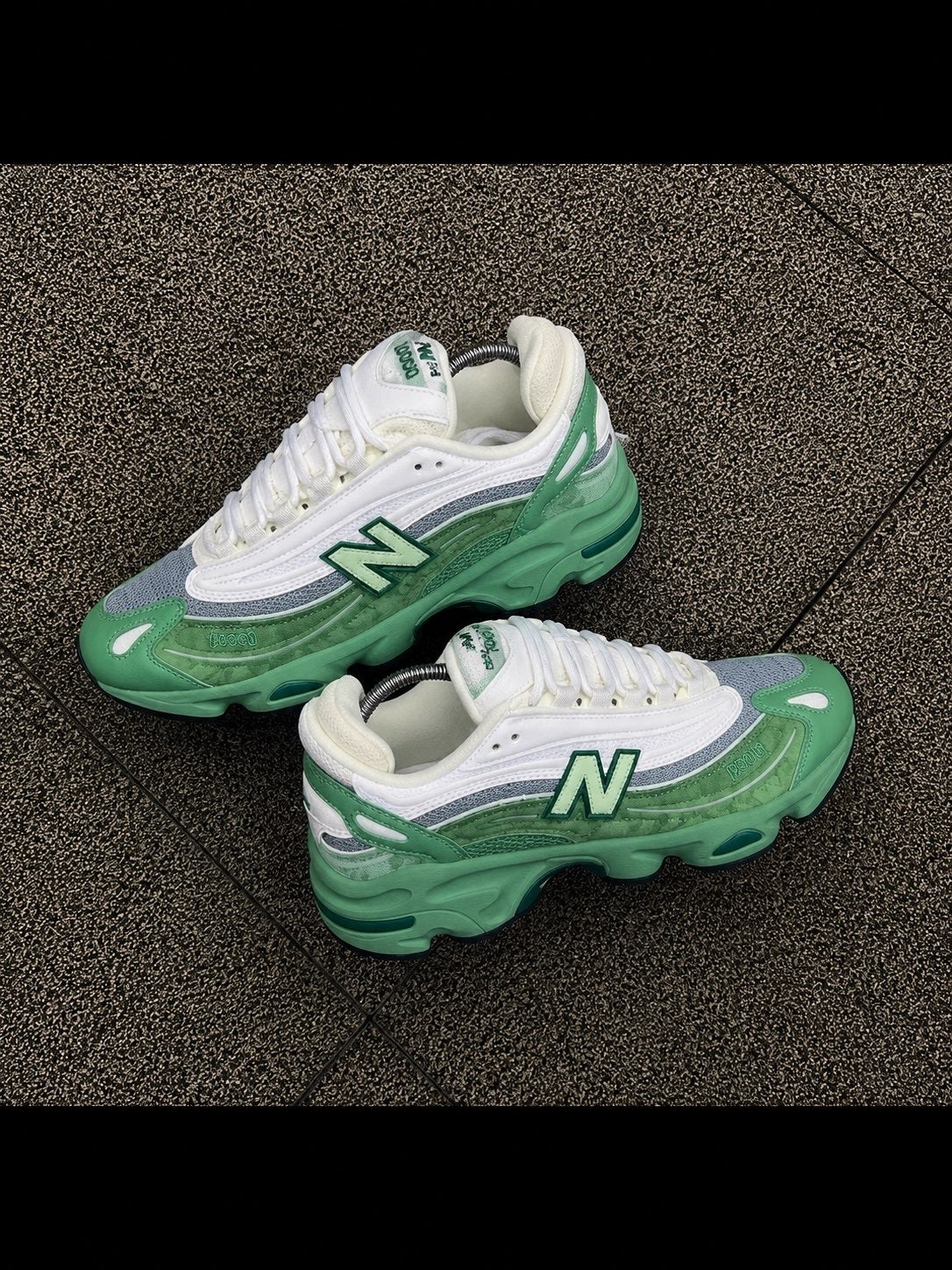 NEW BALANCE 1000 ‘ MALLARD GREEN SEE SALT